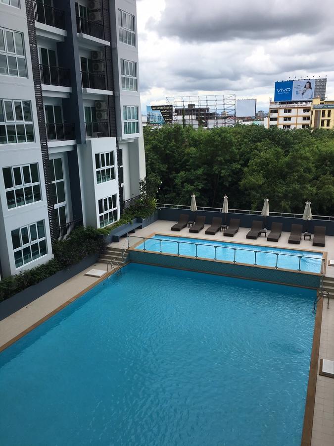 Pool View Room The Prio Chiang Mai Exterior foto